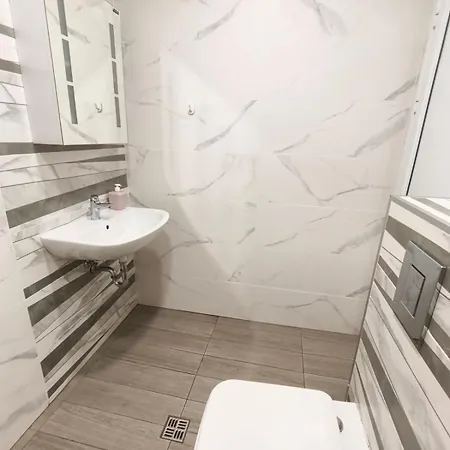 Mladost 1 Sunset Apartment Near The Metro And Included Underground Parking * Sofie