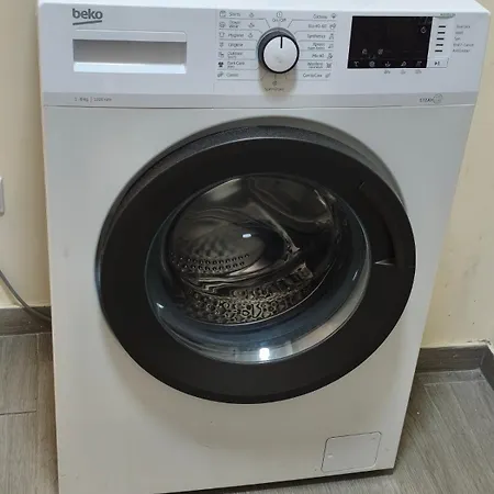 Mladost 1 Sunset Apartment Near The Metro And Included Underground Parking * 索菲亞