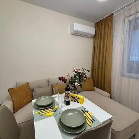 Mladost 1 Sunset Apartment Near The Metro And Included Underground Parking Apartmán Sofie