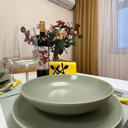 Mladost 1 Sunset Apartment Near The Metro And Included Underground Parking * 索菲亞